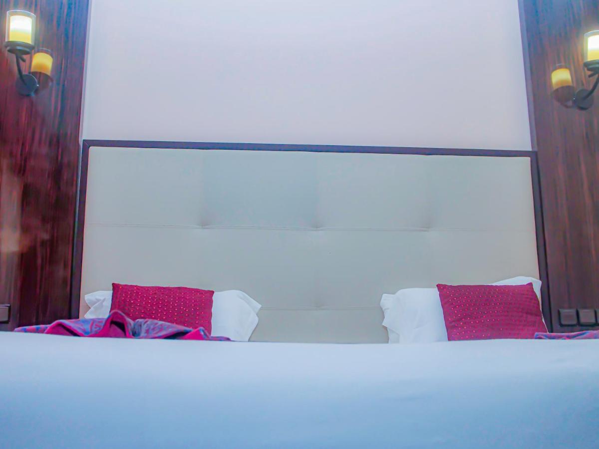 Hotel Fleur De Lys Almadies Dakar Exterior foto